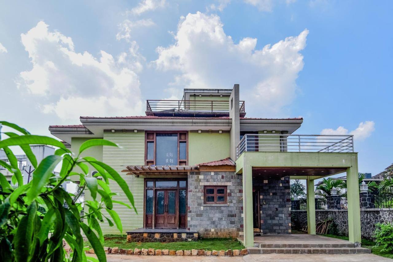 Lifeline Villas - Luxurious Taraangan 4 Mountain View Villa With Biggest Pool And Huge Open Area Lonavla Exterior foto