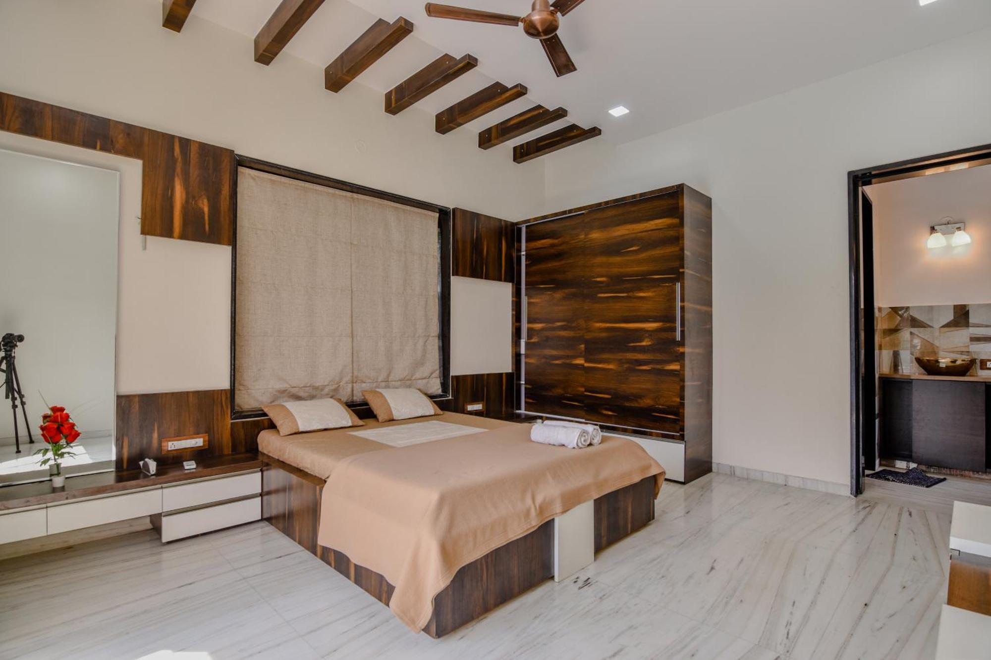 Lifeline Villas - Luxurious Taraangan 4 Mountain View Villa With Biggest Pool And Huge Open Area Lonavla Exterior foto