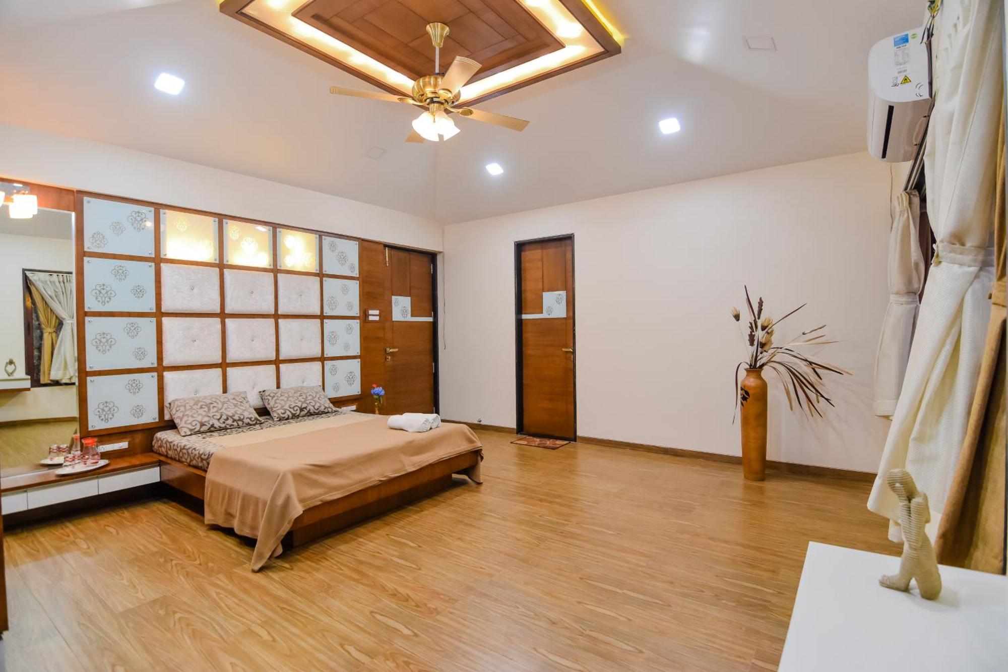 Lifeline Villas - Luxurious Taraangan 4 Mountain View Villa With Biggest Pool And Huge Open Area Lonavla Exterior foto