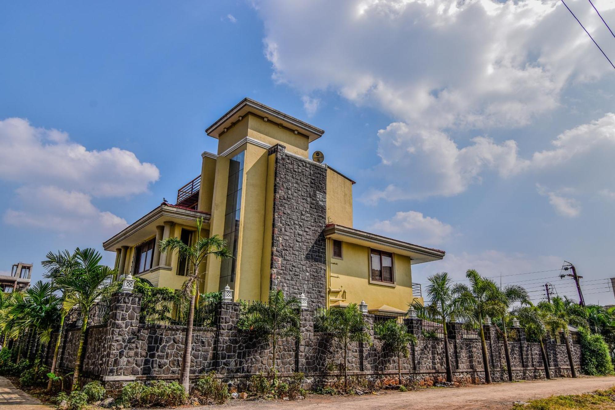 Lifeline Villas - Luxurious Taraangan 4 Mountain View Villa With Biggest Pool And Huge Open Area Lonavla Exterior foto